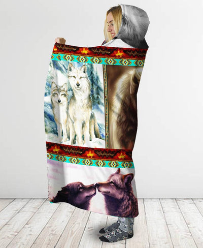 Native Loving Wolves Hooded Blanket WCS
