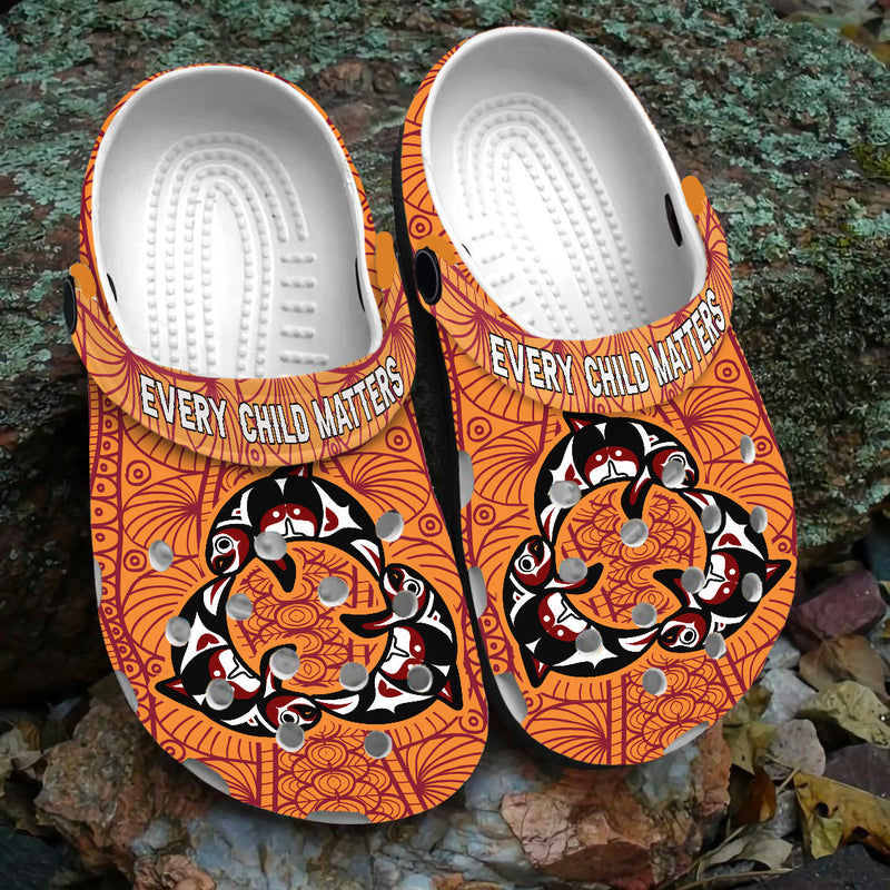 Native Pattern Clog Shoes For Adult and Kid 89249 New