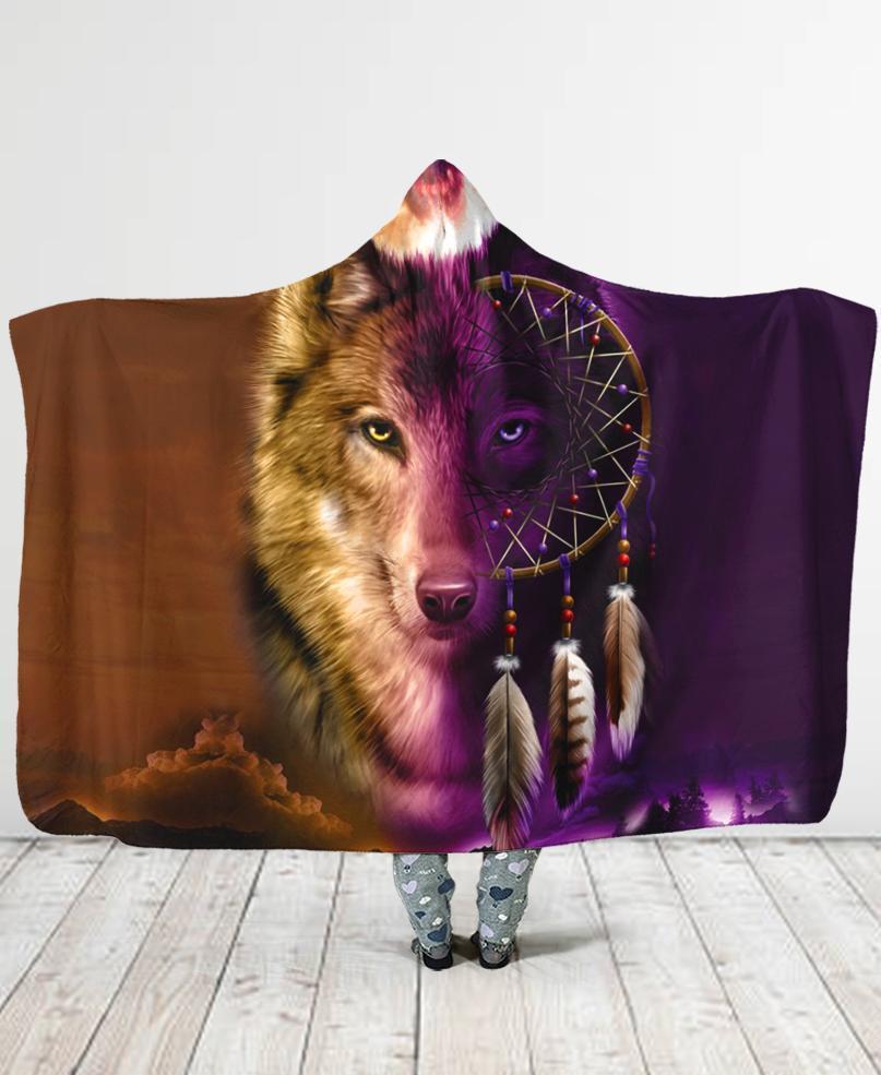 Wolf Native Hooded Blanket WCS